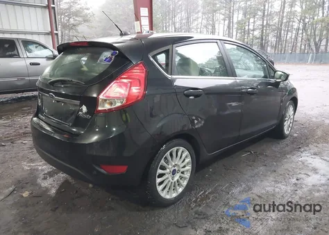 2014 Ford Fiesta Titanium из США, поврежденный, VIN 3FADP4FJ9EM122869